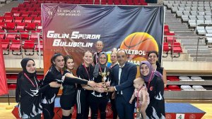 Erzincan'da 2. Kamu Spor Oyunları tamamlandı