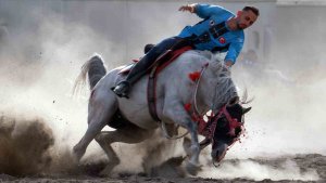 Erzurum'da cirit maçlarında nefes kesen o anlar