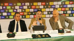 Kars 36 Spor'da imzalar atıldı