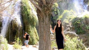 Girlevik Şelalesi'nde hafta sonu yoğunluğu