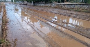 Bitlis'te sağanak, sel ve taşkınlara neden oldu