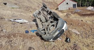 Muş'ta şarampole devrilen minibüsteki 20 kişi yaralandı