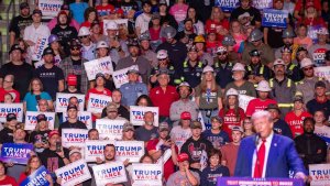 Trump: "Zelenskiy, tarihin en büyük pazarlamacısı"