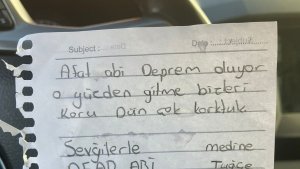 Depremi yaşayan köy çocuklarından AFAD'a duygulandıran not