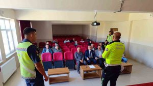 Çemişgezek'te okul servis şoförleri bilgilendirdi