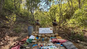 Bingöl'de 8 odalı sığınak imha edildi