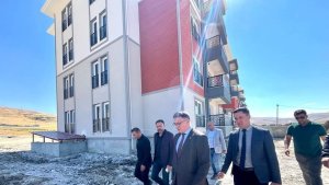 Van'da ihtiyaç sahibi 51 kadın için yapılan konutlar tamamlanıyor