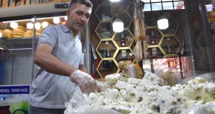 Van kahvaltısının vazgeçilmez lezzeti otlu peynirin tescili için AB nezdinde başvuru yapıldı