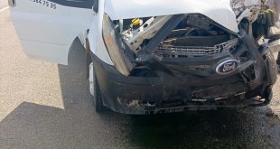 Kars'ta zincirleme trafik kazasında 4 kişi yaralandı