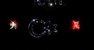 Polis adayları Cumhuriyet'in 101. yılını ışıklı koreografi gösterisiyle kutladı