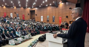 Bakan Memişoğlu, Kafkas Üniversitesi Akademik Yılı Açılış Töreni'nde konuştu: