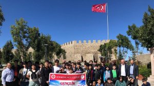 Trabzonlu öğrenciler Erzurum'da enerji depoladı