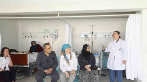 Doç. Dr. Uğur, "Kolesterol yükseklikleri tedavi edilmelidir"