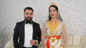 Van'da aşiret düğününde geline 4 kilo altın, damada 10 milyon TL takıldı