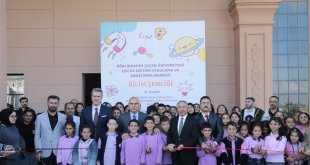 Ağrı'da bilim rüzgarı esti