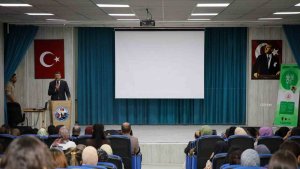 Vali Çelik: "Bağımlılık yıkımlara neden oluyor"