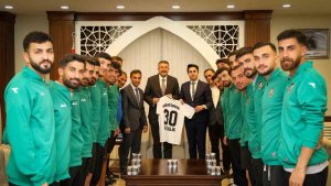 Zapspor takımından Vali Çelik'e ziyaret