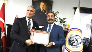 Erzurum Barosu'nda devir teslim töreni