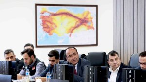 Bakan Yerlikaya: "3 İHA ile 1 insanlı keşif uçağımız çalışmalarına devam ediyor"