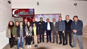 Kaymakam Özçelik'ten Şehit Aileleri Derneği'ne ziyaret