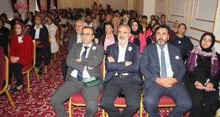 Van'da Meme Kanseri Farkındalık Semineri düzenlendi