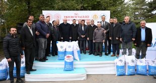 Erzurum'da üretimi artırmak amacıyla çiftçilere 935 ton buğday tohumu dağıtıldı