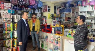 Çaldıran Kaymakamı Bakan, iş yeri sahipleri ve vatandaşlarla bir araya geldi