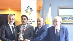 Tanfer: "Kent konseyleri şehirlerin gelişmesine katkı sunuyor"