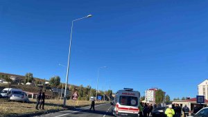 Ağrı'da trafik kazası: 3 yaralı