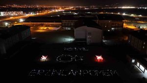 Polis adayları "Ay yıldız ve 101. yıl koreografisi" oluşturdu