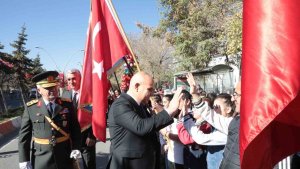 Ağrı'da Cumhuriyet Bayramı törenle kutlandı