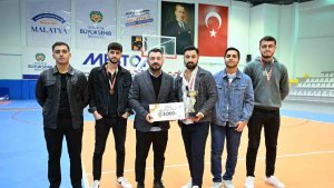 Taşkın: "Gençler için sportif ve kültürel etkinliklerimiz sürecek"