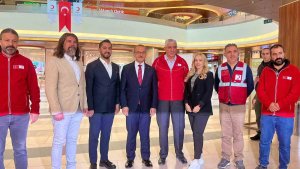 Vali Seddar Yavuz'dan MalatyaPark'taki kan bağışı programına destek