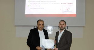 Ağrı İbrahim Çeçen Üniversitesi'nde Dünya KOAH Günü Etkinliği Düzenlendi