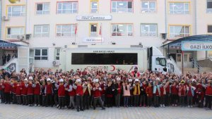 Minikler kan bağışı çağrısında bulundu