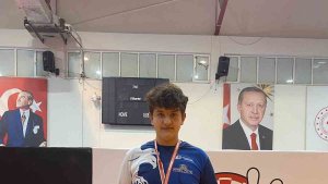 Dartta bronz madalya Yarbaşı'nın