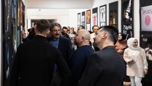 Güzel Sanatlar Fakültesinden şenlik havasında bir sergi