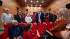 60+ Tazelenme Üniversitesi öğrencilerine oryantasyon eğitimi