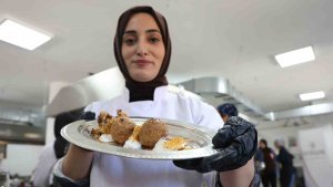 Depremzede kadınlar Elazığ'ın lezzet mirasını yarışmayla yaşattı