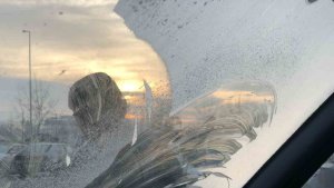 Refahiye ve Otlukbeli buz kesti