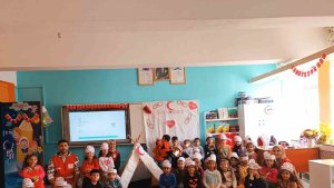 Ağrı'da Kızılay Haftası'nda 10 bin öğrenciye iyilik ulaştırıldı