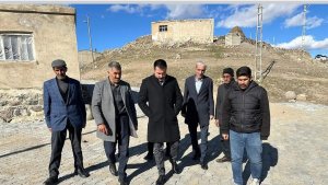 Diyadin köy yolları çamurdan kurtuluyor