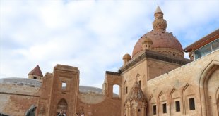 İshak Paşa Sarayı ara tatilde çocuklar ve ebeveynlerini ağırlıyor