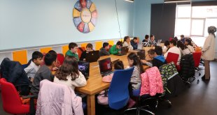 Erzurum'da çocuklar ara tatili TÜBİTAK destekli bilimsel etkinliklerle geçiriyor