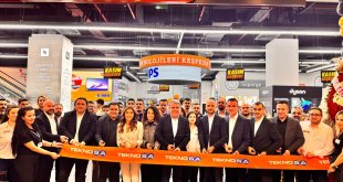 Teknosa, Optimum Outlet AVM'deki mağazasını yeniledi