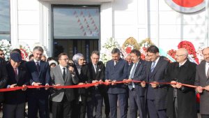 Pusula Gazetesi yeni hizmet binasında