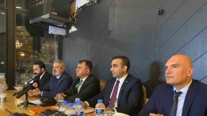 US-Sen Genel Başkanı Ayaz, Elazığ'da sporcularla bir araya geldi