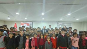 Muradiye'de 'Filistin' temalı sinema etkinliği