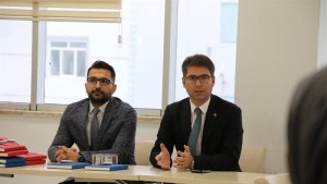 Erciş Kaymakamı Karaloğlu 'Dünya Diş Hekimleri Günü'nü kutladı