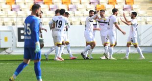 Yeni Malatyaspor 665 gün sonra seyircisinin karşısında